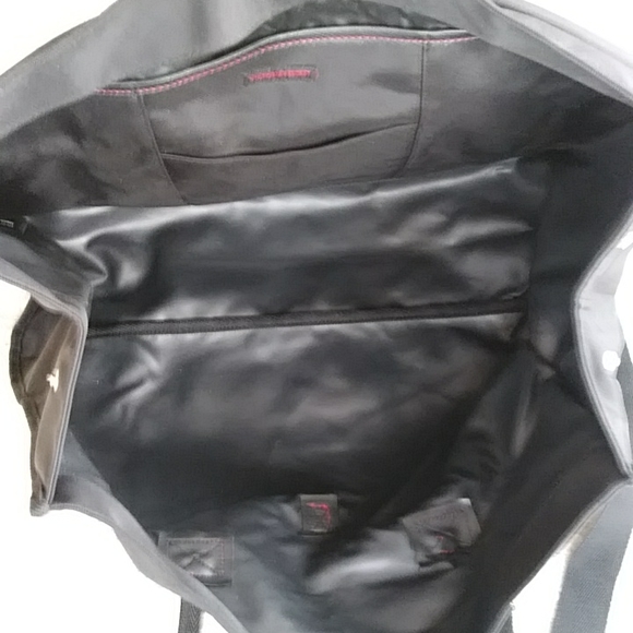 Victoria's Secret Expandable Weekender Overnight Getaway Bag FLAW - Picture 9 of 16